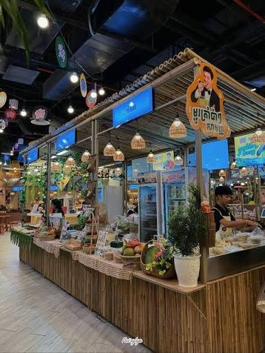 Chip Mong Landのフードコートの店舗